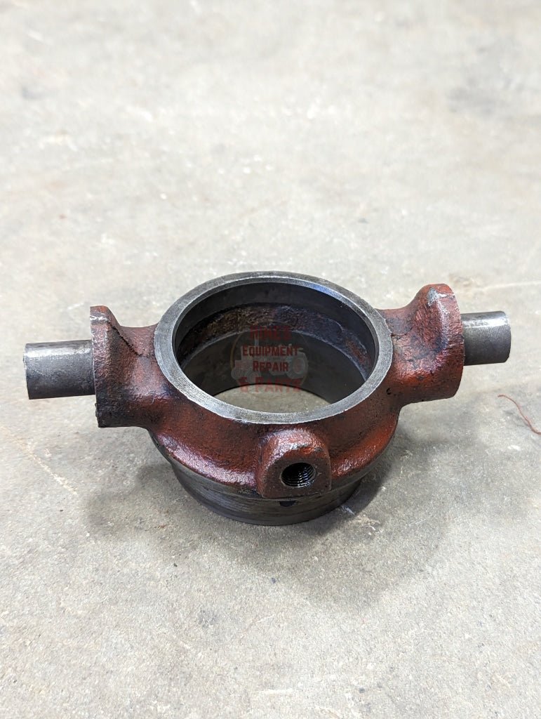 Clutch Bearing Carrier IH International 380109R1 USED - Hines Equipment Repair & Parts