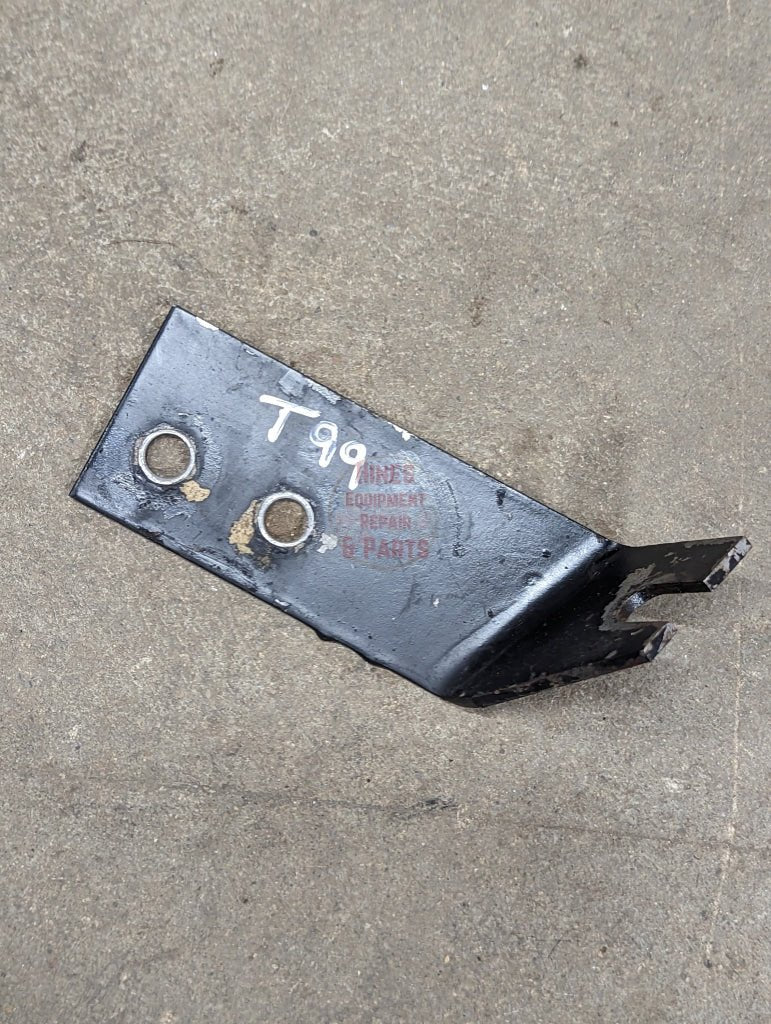 Clutch Control Cable Angle Bracket Ih International 1270919C1 Used Controls