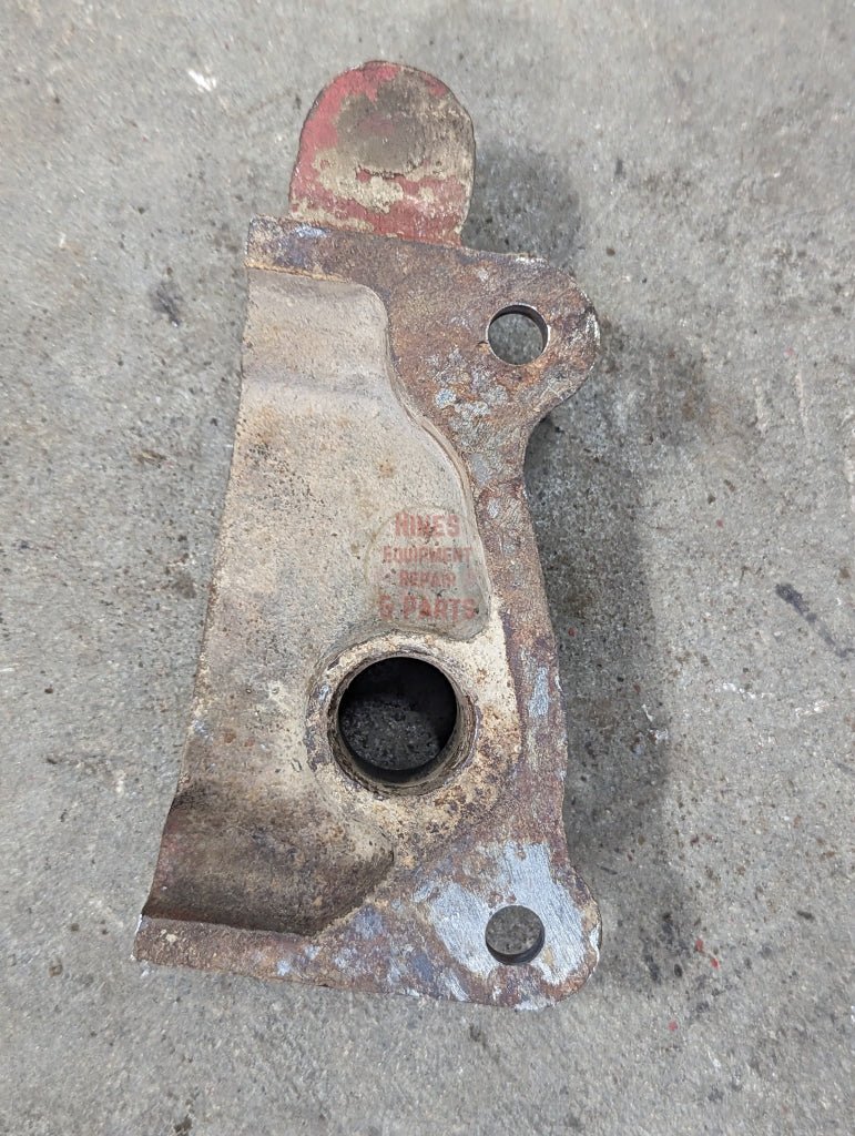 Clutch Control Pivot Support IH International 104516C1 USED - Hines Equipment Repair & Parts