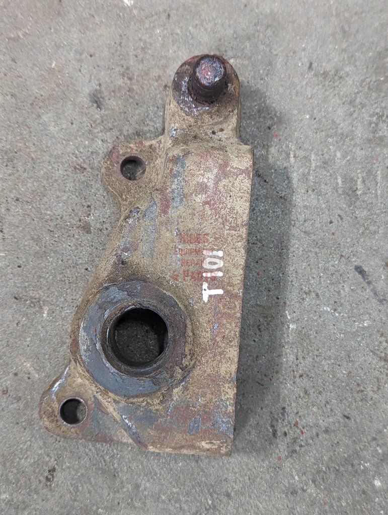 Clutch Control Pivot Support IH International 104516C1 USED - Hines Equipment Repair & Parts