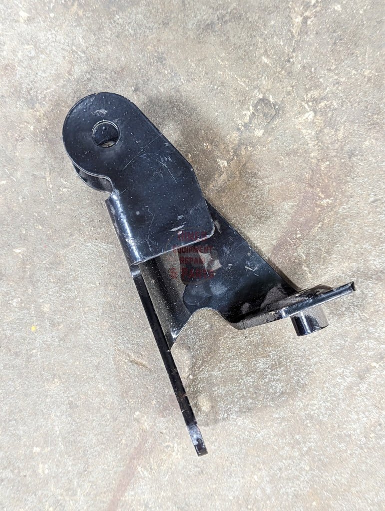 Clutch Operating Bracket IH International 1253168C1 NEW - Hines Equipment Repair & Parts