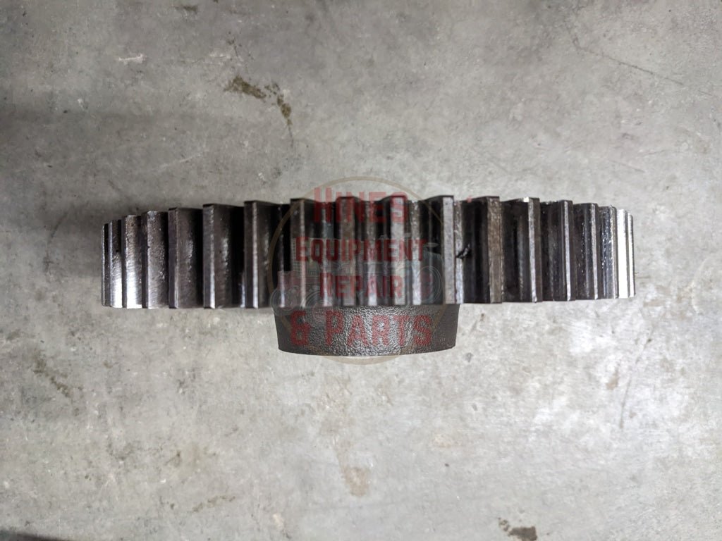 Constant Mesh Gear IH International 406028R1 USED - Hines Equipment Repair & Parts