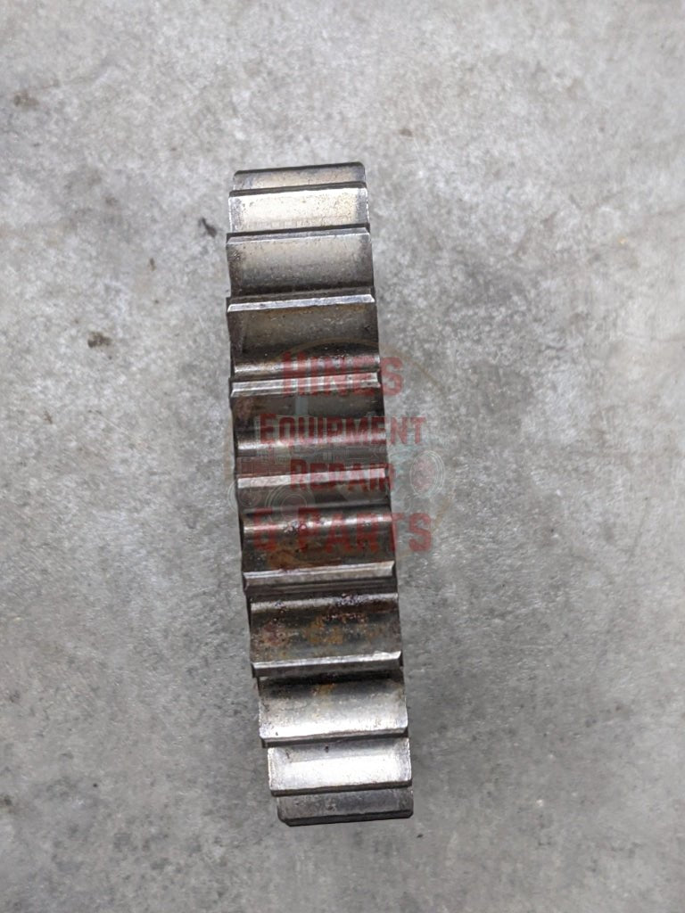 Constant Mesh Gear IH International 528670R1 USED - Hines Equipment Repair & Parts