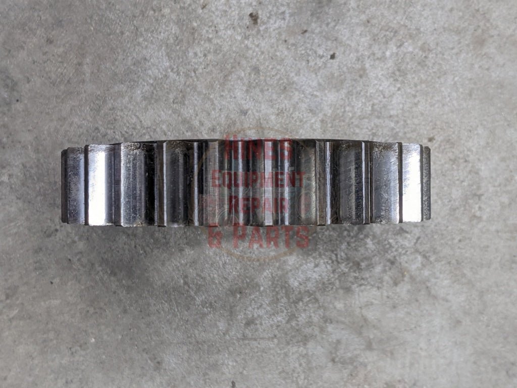 Constant Mesh Gear IH International 528670R1 USED - Hines Equipment Repair & Parts