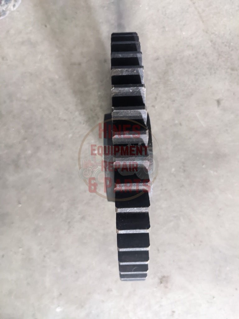 Constant Mesh Gear IH International 528673R1 USED - Hines Equipment Repair & Parts
