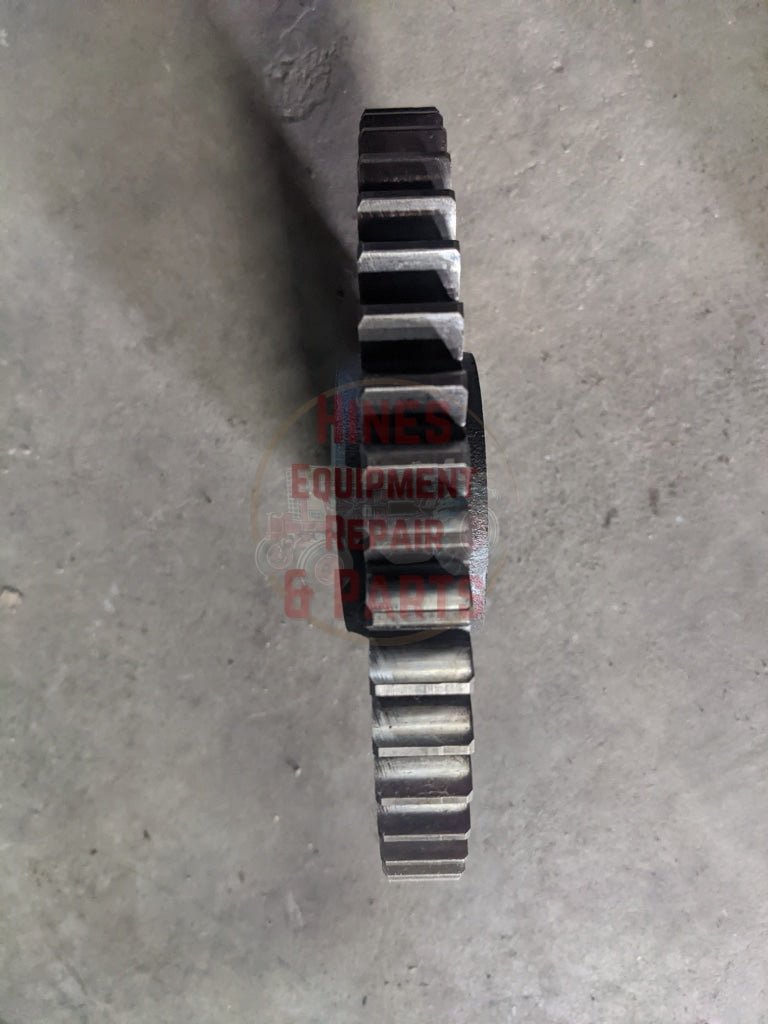 Constant Mesh Gear IH International 528673R1 USED - Hines Equipment Repair & Parts