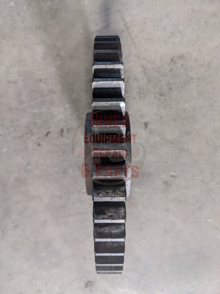 Constant Mesh Gear IH International 528673R1 USED - Hines Equipment Repair & Parts