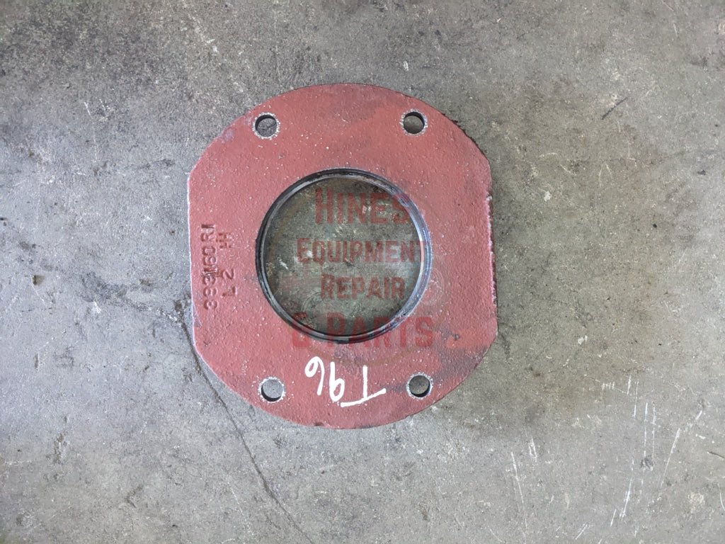 Countershaft Front Bearing Cage Ih International 393160R1 Used T96 Drive Train