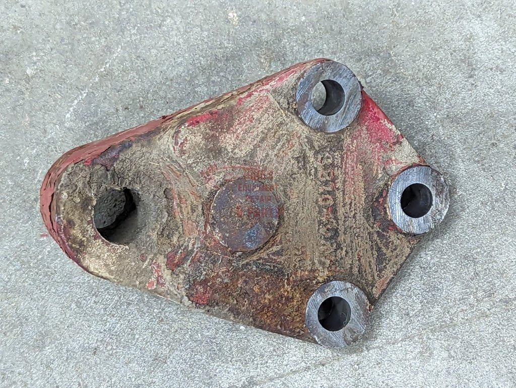 Cultivator Bracket Ih International 381040R1 Used Frame