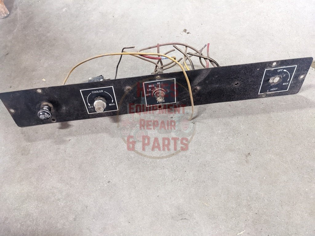 Deluxe Cab AC Switch Panel IH International 70846C1 USED - Hines Equipment Repair & Parts