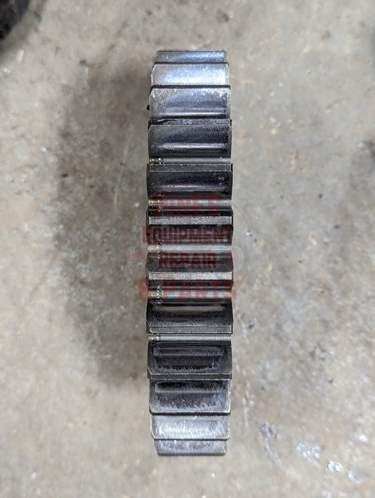 Differential Output Gear Ih International 67329C1 Used Drive Train