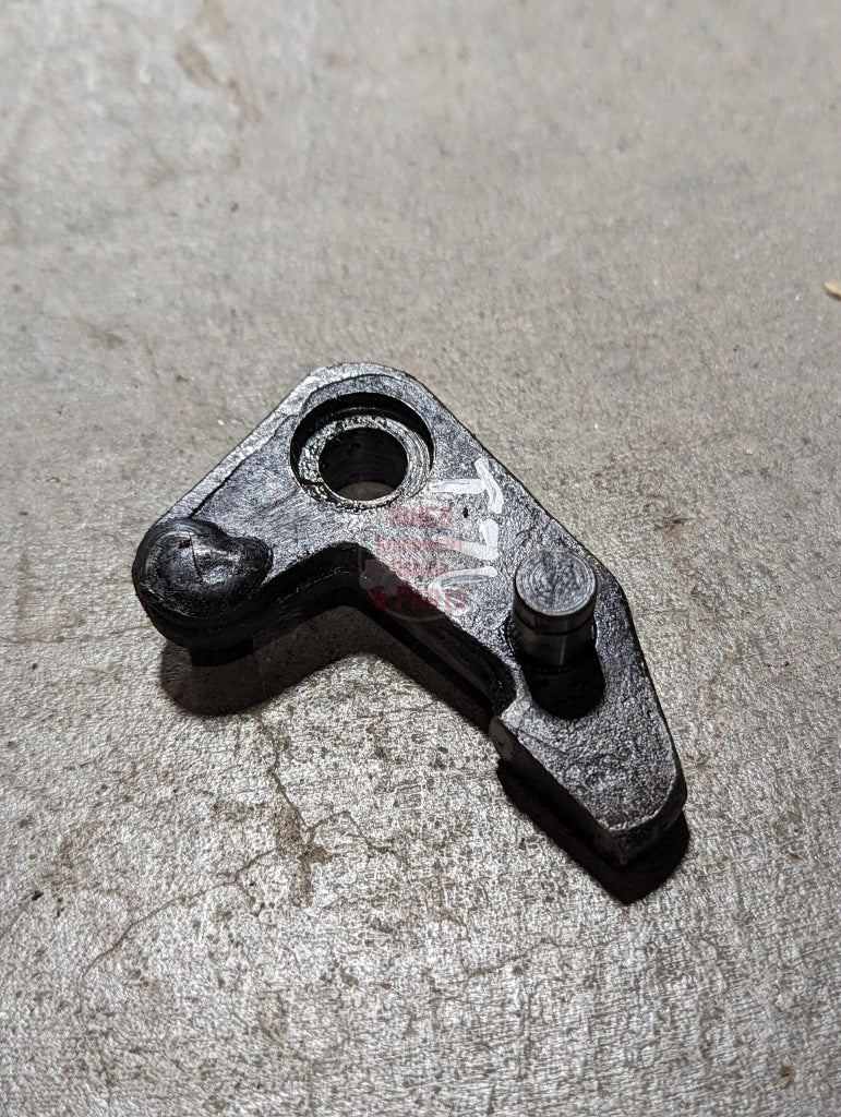 Draft Control Bellcrank Lever IH International 382825R11 USED - Hines Equipment Repair & Parts