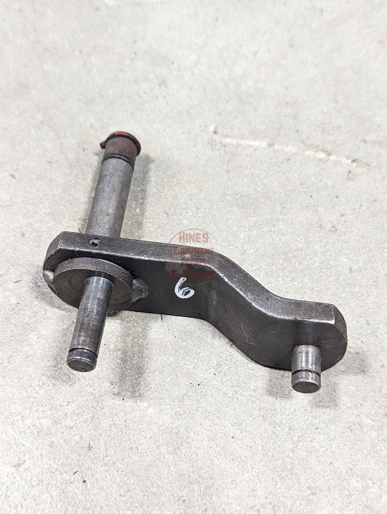 Draft Control Eccentric IH International 384399R91 USED - Hines Equipment Repair & Parts