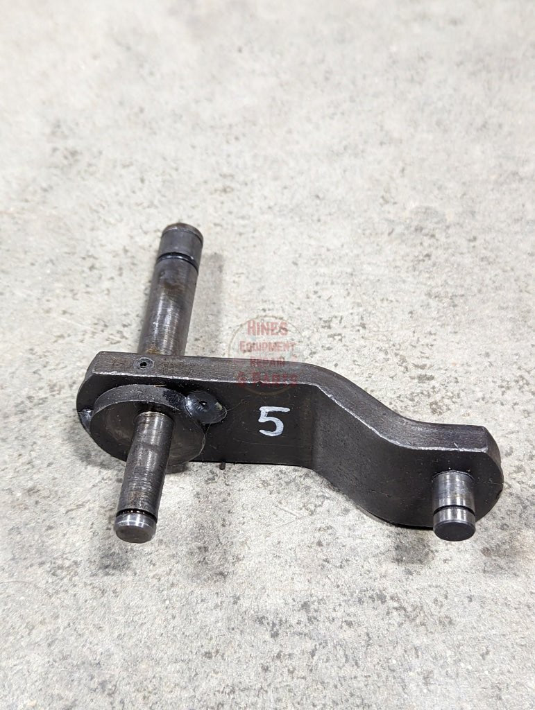 Draft Control Eccentric IH International 384399R91 USED - Hines Equipment Repair & Parts