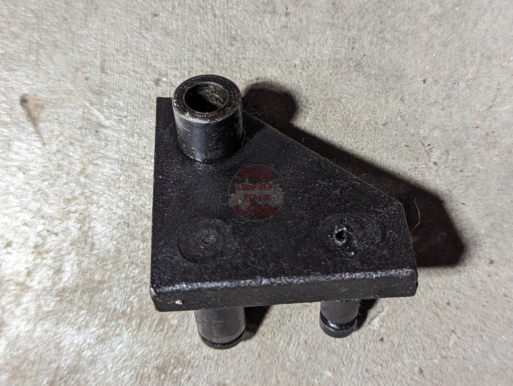 Draft Control Eccentric Lever IH International 113815C91 USED - Hines Equipment Repair & Parts