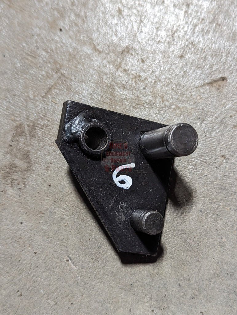 Draft Control Eccentric Lever IH International 382828R91 USED - Hines Equipment Repair & Parts