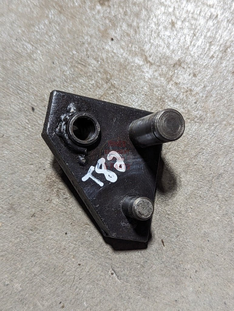 Draft Control Eccentric Lever IH International 382828R91 USED - Hines Equipment Repair & Parts