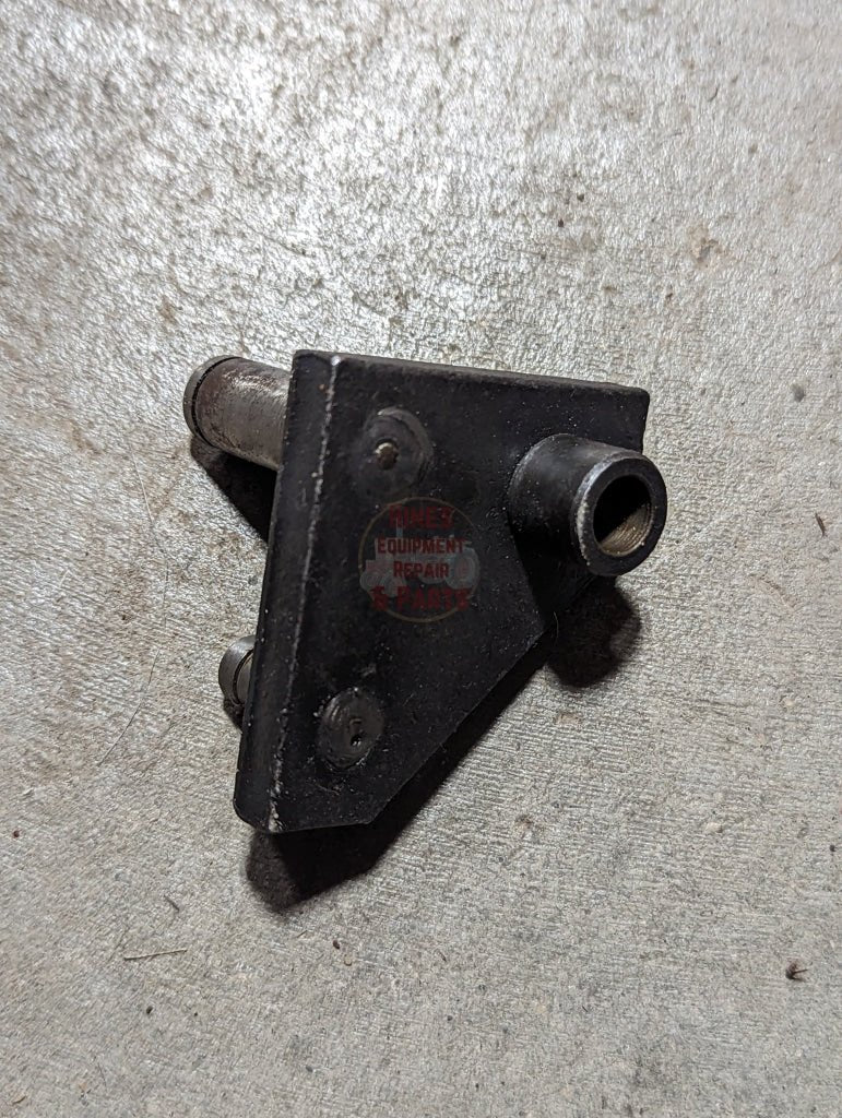Draft Control Eccentric Lever IH International 382828R91 USED - Hines Equipment Repair & Parts