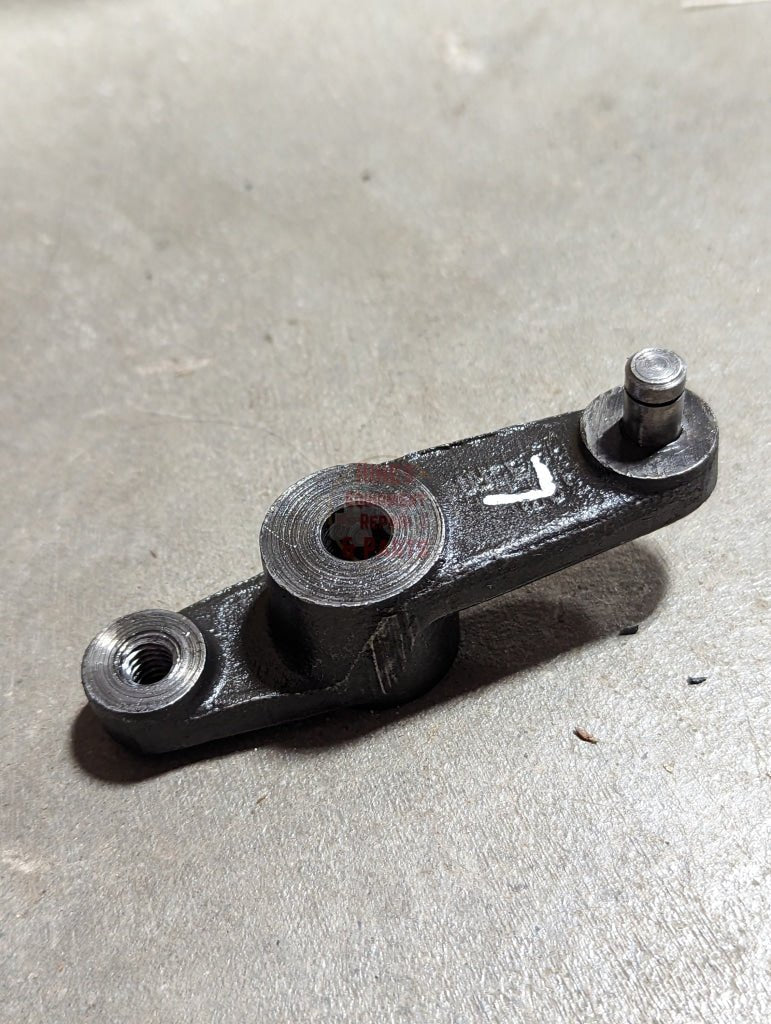 Draft Control Follow-Up Beam IH International 382843R11 USED - Hines Equipment Repair & Parts