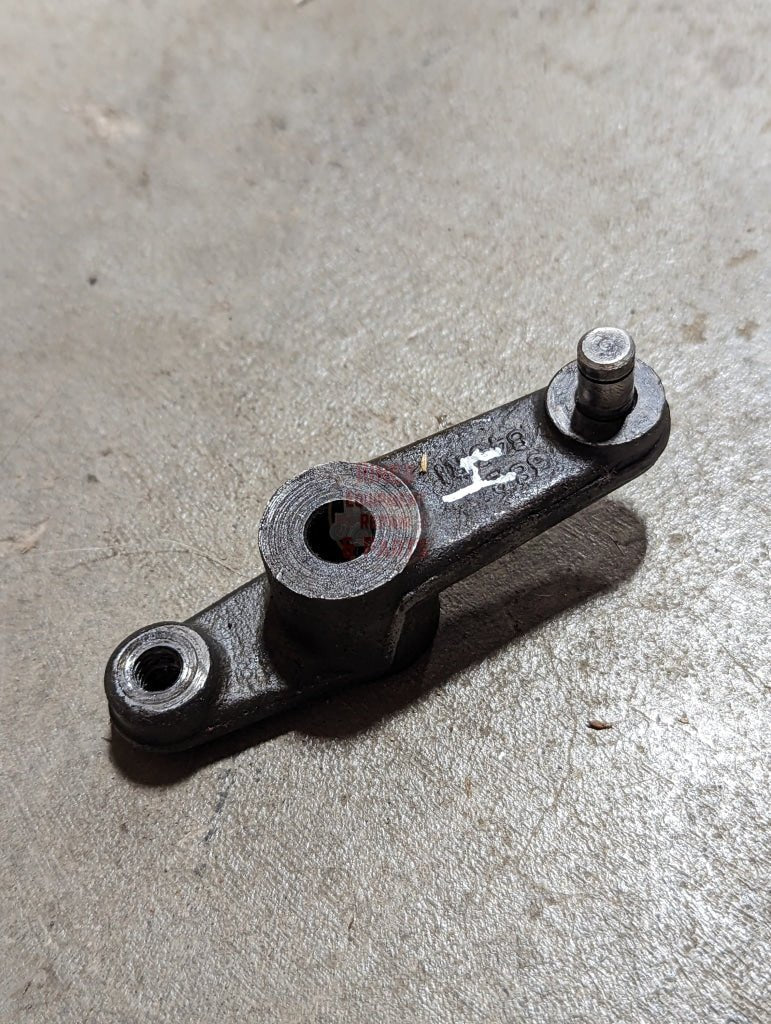 Draft Control Follow-Up Beam IH International 382843R11 USED - Hines Equipment Repair & Parts