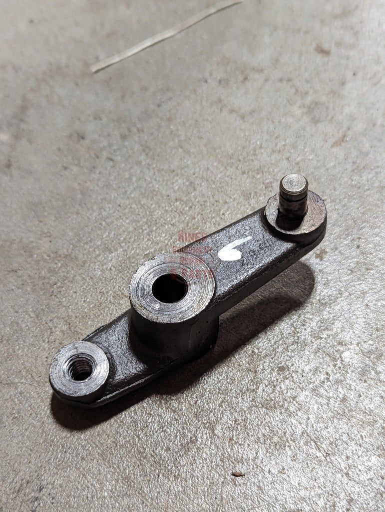 Draft Control Follow-Up Beam IH International 382843R11 USED - Hines Equipment Repair & Parts