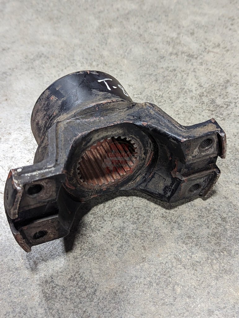 Drive Shaft Yoke IH International 134416C1 USED - Hines Equipment Repair & Parts