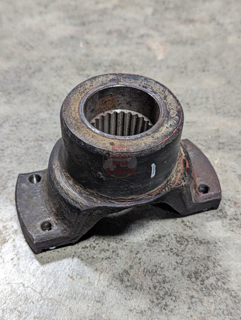 Drive Shaft Yoke IH International 134416C1 USED - Hines Equipment Repair & Parts