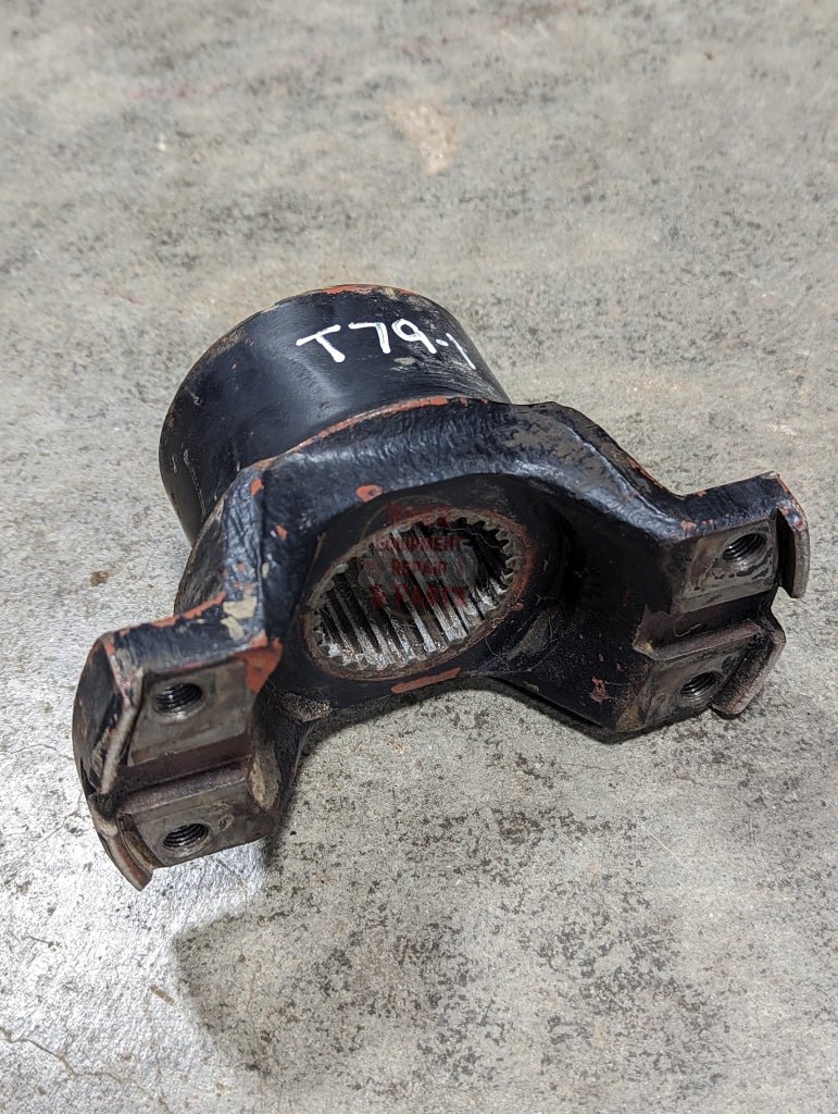 Drive Shaft Yoke IH International 134416C1 USED - Hines Equipment Repair & Parts