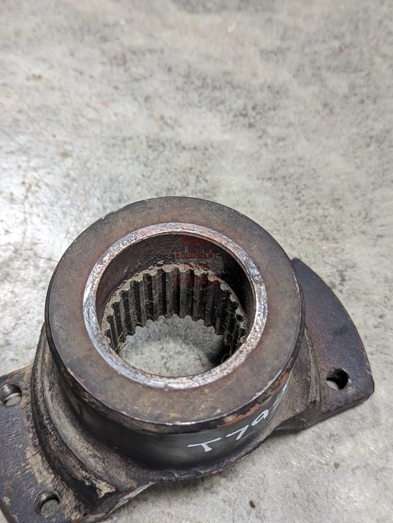 Drive Shaft Yoke IH International 134416C1 USED - Hines Equipment Repair & Parts
