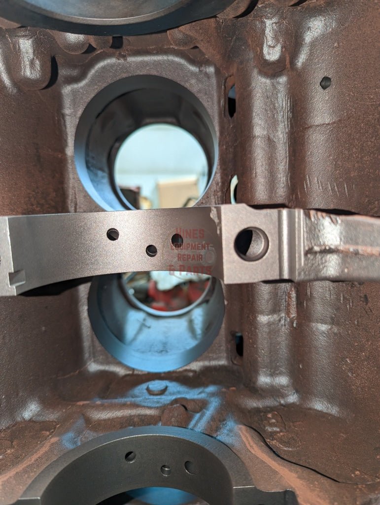 DT-414 Engine Block IH International 675500C2 USED - Hines Equipment Repair & Parts