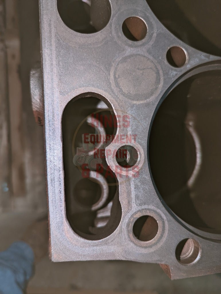 DT-466 DT-466B DT-467 Engine Block IH International 675500C4 USED - Hines Equipment Repair & Parts