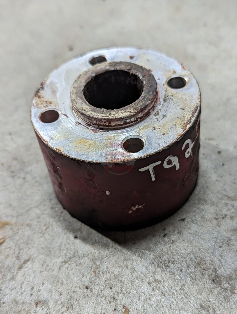 Fan Spacer Ih International 318168R1 Used Engine