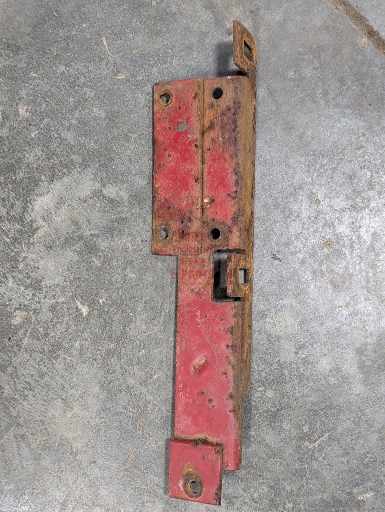 Fender To Platform Extensions Ih International 400715R1 400716R1 Used Sheet Metal