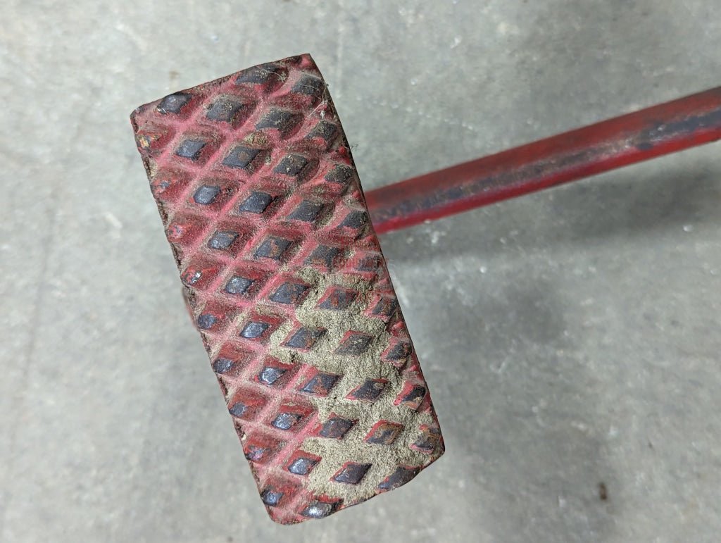 Foot N Inch Pedal Ih International 398758R2 Used Controls