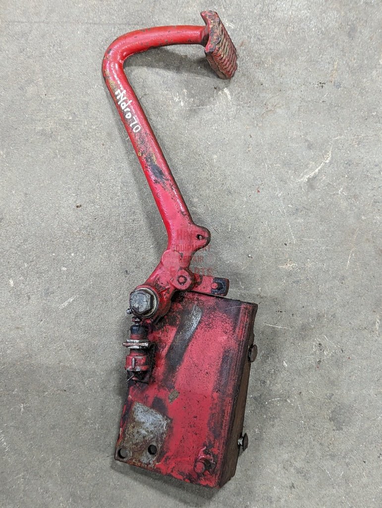 Foot N Inch Pedal Ih International 398758R2 Used Controls