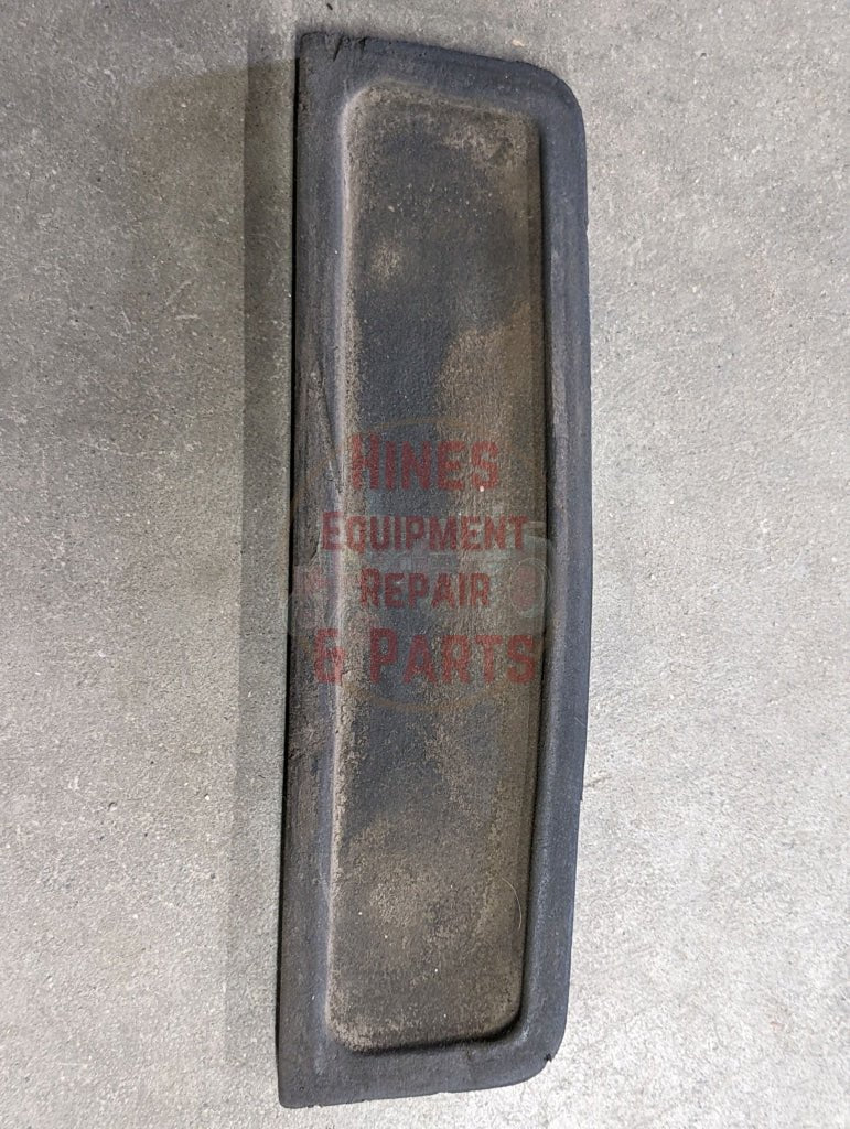 Front Hood Seal Ih International 104735C1 Used Superstructure