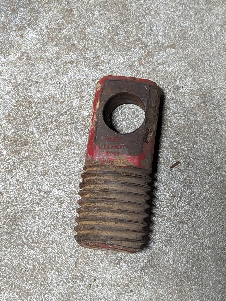 Front Stablizer Eyebolt Ih International 382390R1 Used Hitch