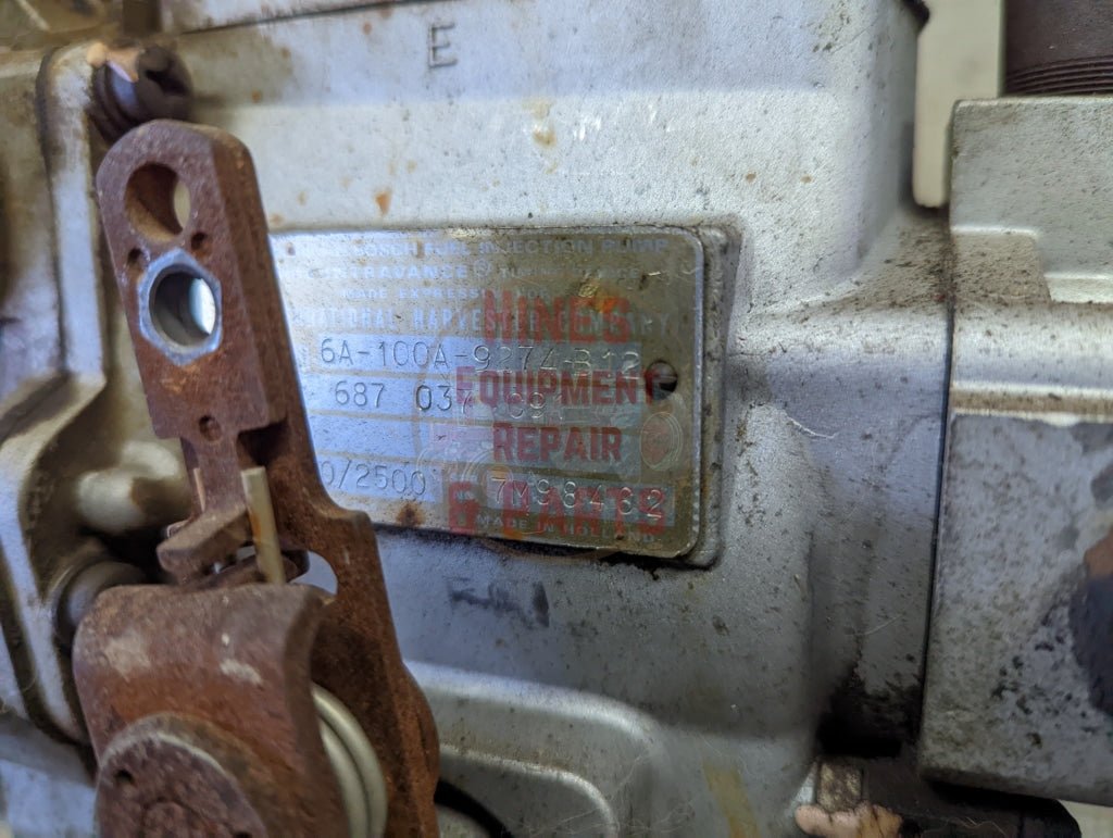 Fuel Injection Pump Ih International 687037C91 Used Engine