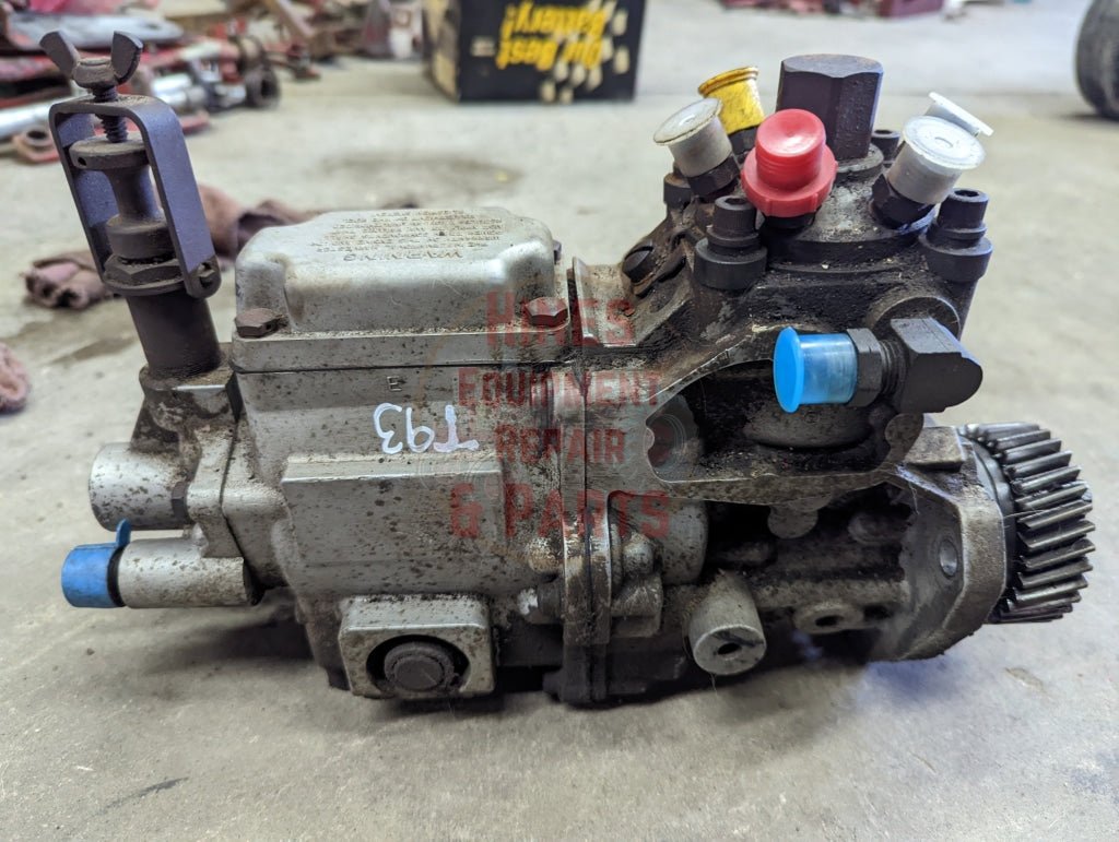 Fuel Injection Pump Ih International 687037C91 Used Engine