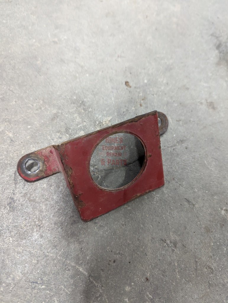 Fuel Pressure Gauge Housing Ih International 384207R1 Used Sheet Metal
