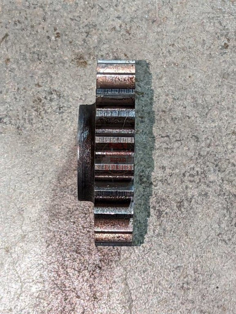 Hitch Pump Drive Gear Ih International 133404C1 Used 2 Hydraulics