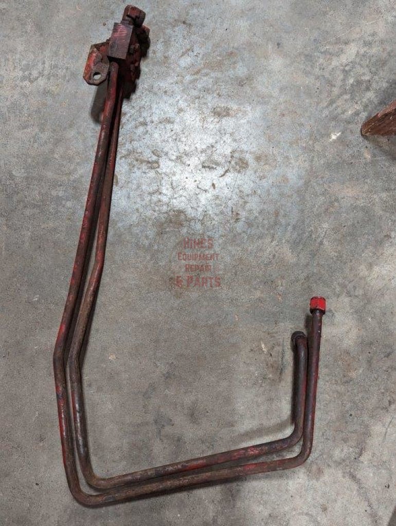 Hydraulic Manifold First Valve International 389718R91 Used Hydraulics