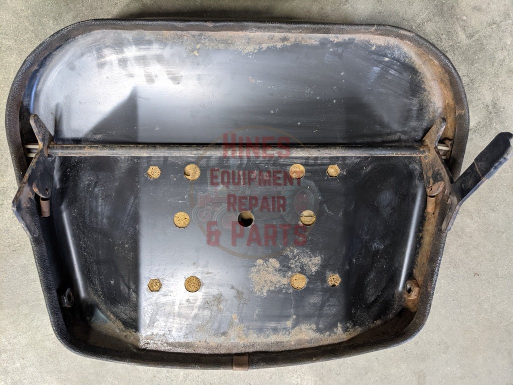 Hydraulic Seat Bottom IH International 400688R2 USED - Hines Equipment Repair & Parts