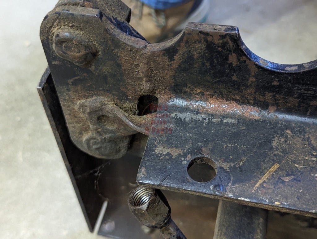 Hydraulic Seat Suspension Assembly Ih International 534405R1 Used Seats