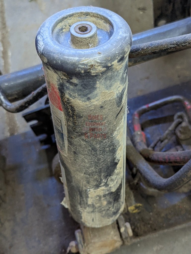 Hydraulic Seat Suspension Assembly Ih International 534405R1 Used Seats