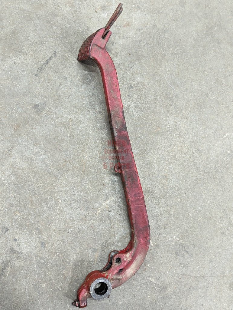 Left Brake Pedal Ih International 380014R11 Used Controls