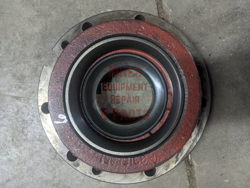 Left Differential Bearing Retainer Ih International 391688R1 Used