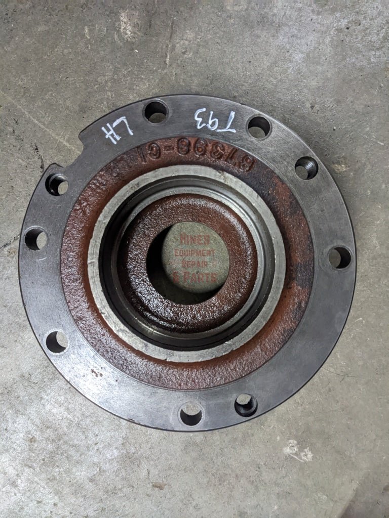 Left Differential Bearing Retainer IH International 67398C1 USED - Hines Equipment Repair & Parts