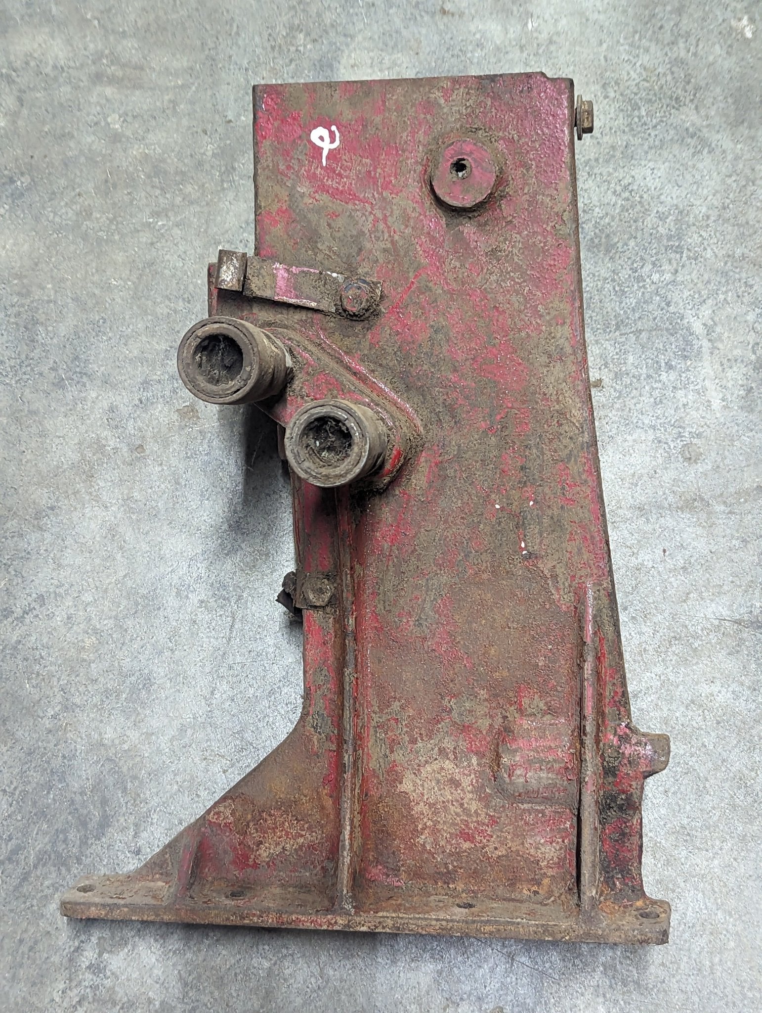 Left Gear Selector Support IH International 382748R1 USED - Hines Equipment Repair & Parts