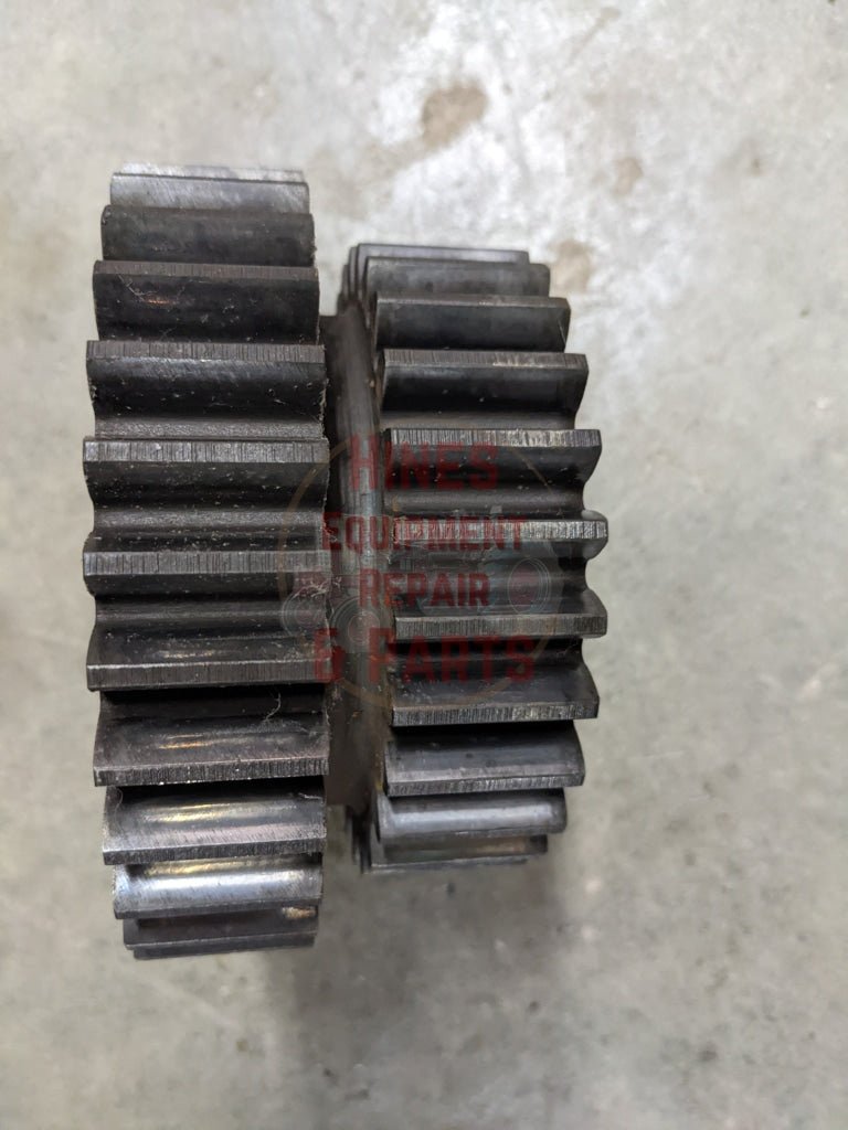 Lo Drive Gear IH International 380279R1 391883R1 USED - Hines Equipment Repair & Parts